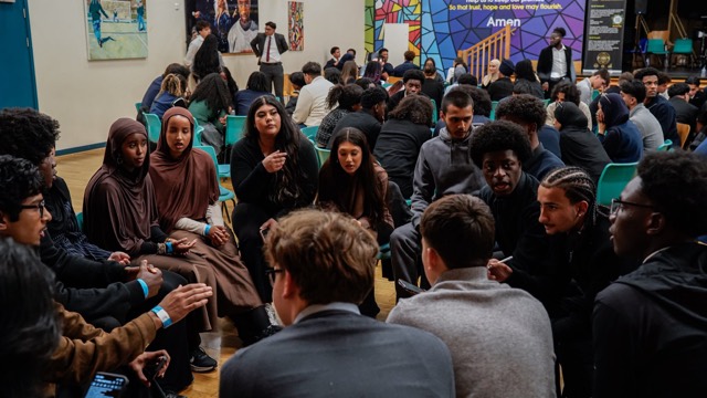 Discussion groups at a LEAF event